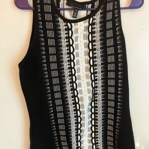 White House Black Market Black & White Patterned Knit Tank